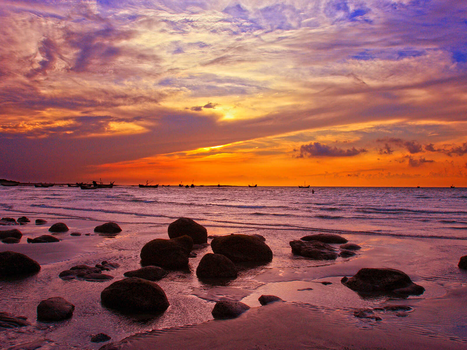 St. Martin’s Island 3