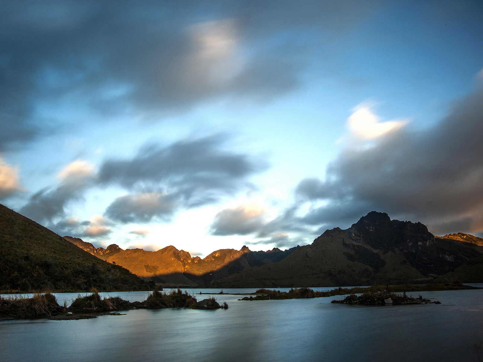 Mojanda Lake