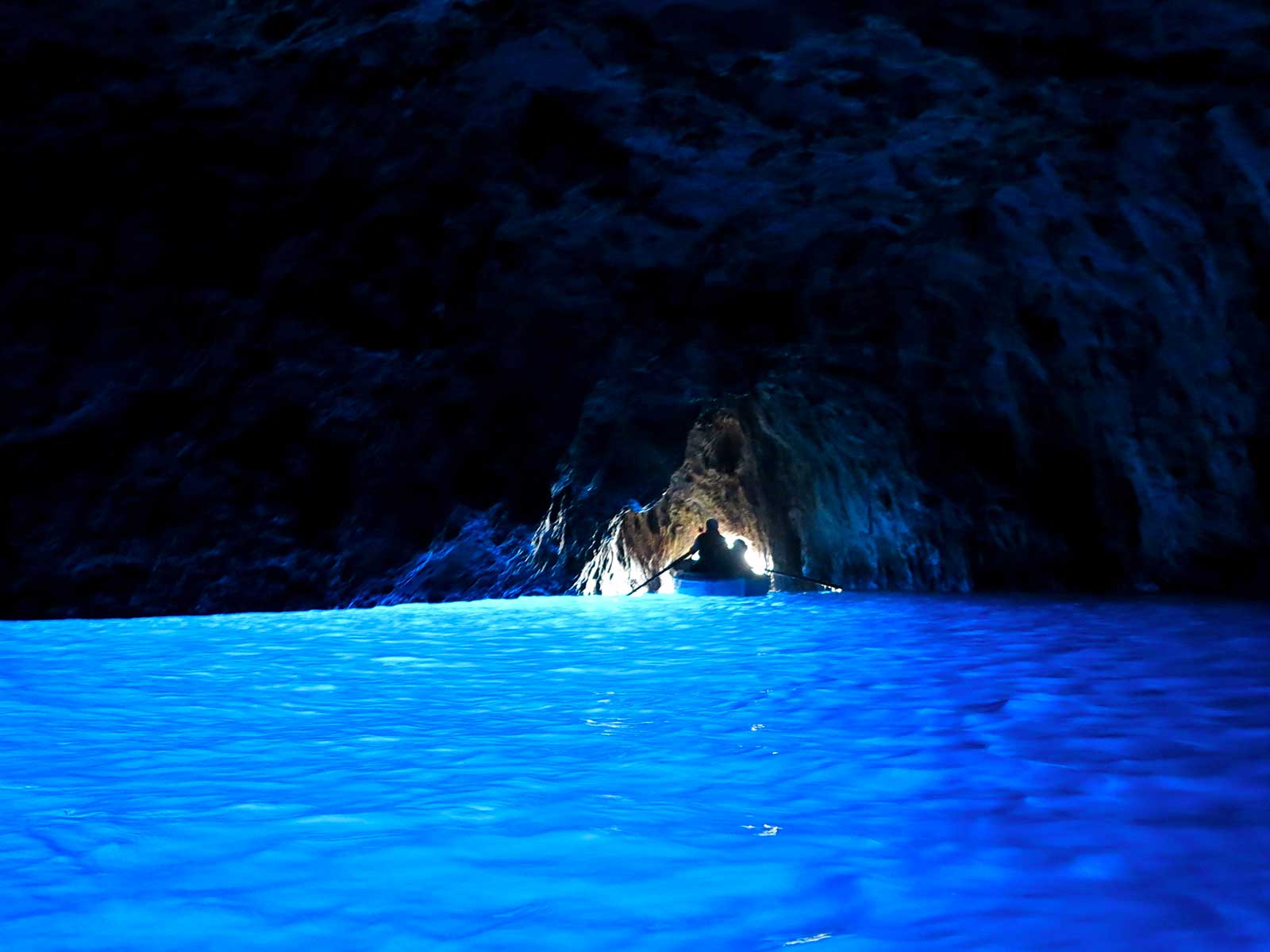 Голубая пещера остров Хаар