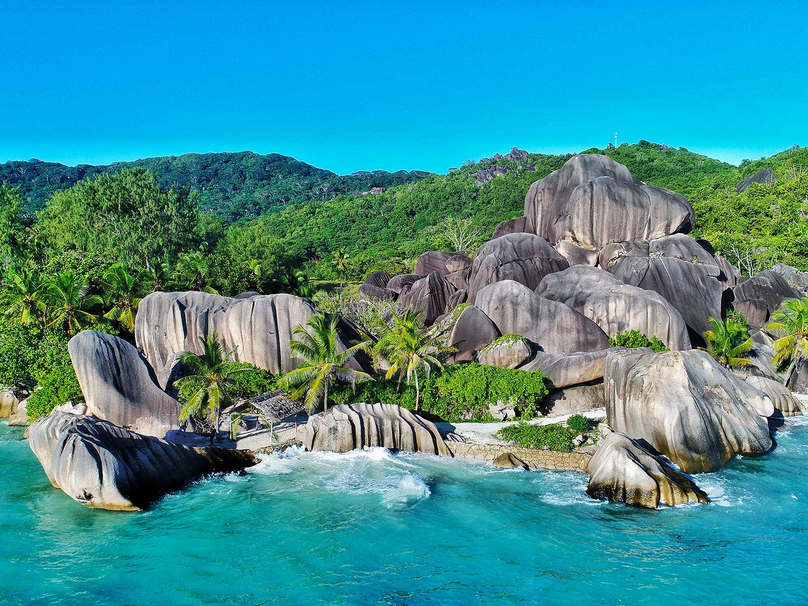 14 most beautiful places in Seychelles | Mustseespots.com
